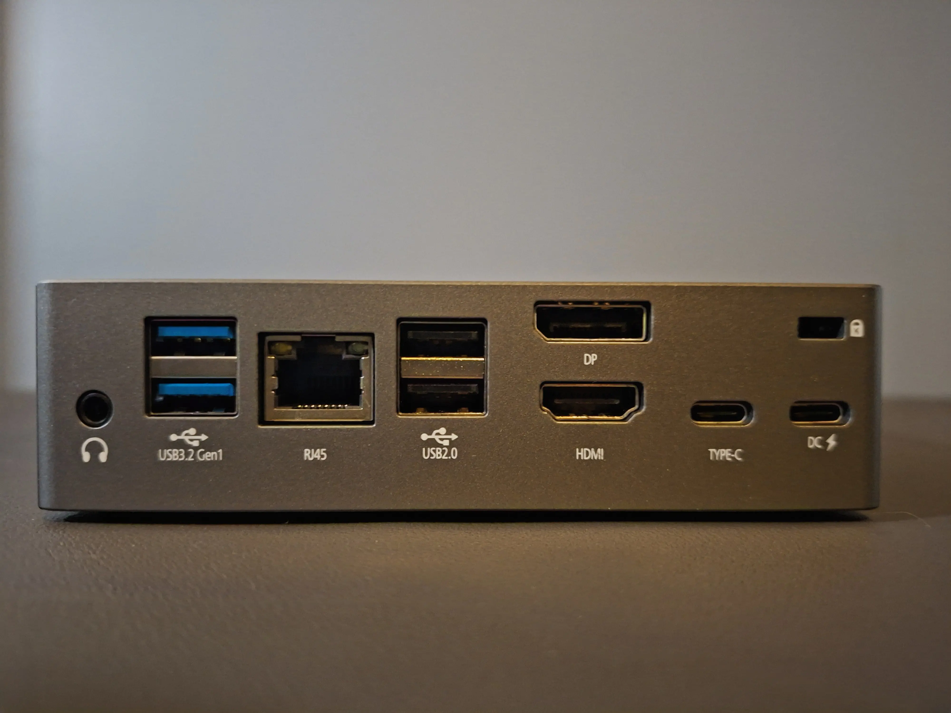Medion MD35340 Ports