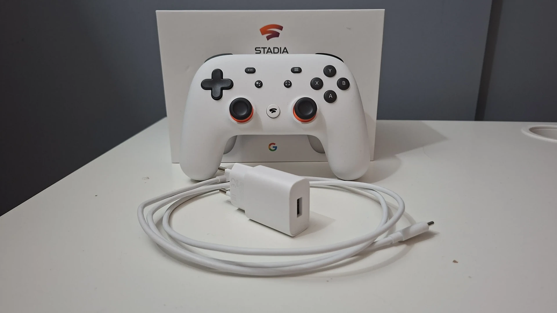 Google Stadia Controller with accesiores [image]